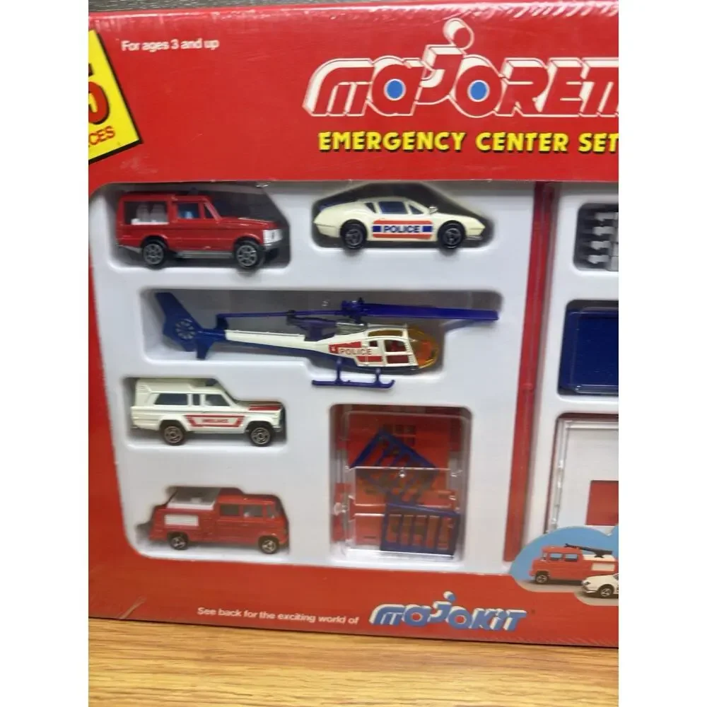 Majorette Majokit France Emergency Center Set 35 Pc Die Cast Vehicle